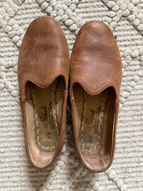 Sabah Tan Leather Slip-On Loafers W 38 / 7